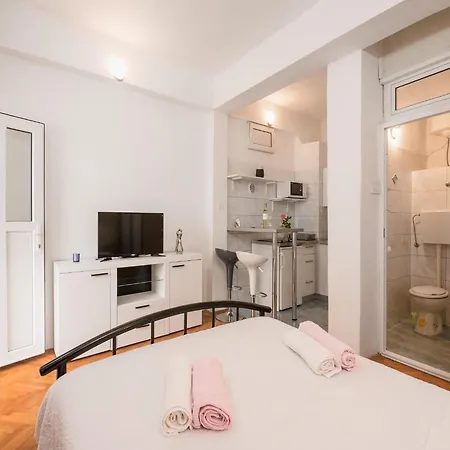Apartman Primorka - With Terrace